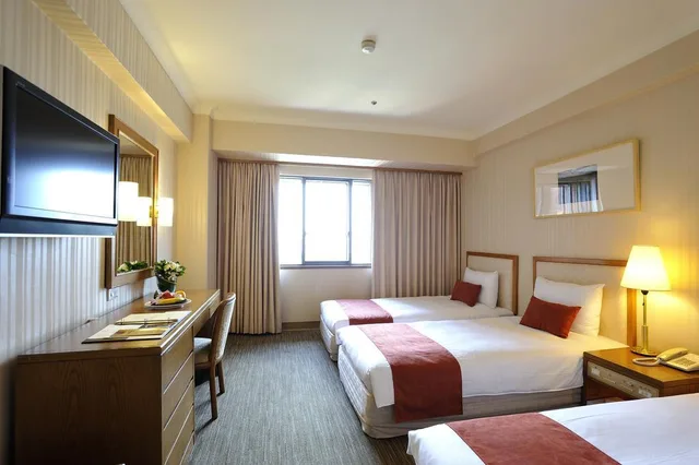 غرفة قياسية ثلاثية، Hotel Riverview Taipei 2/2