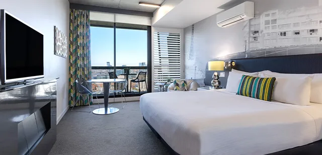 Studio Park Deluxe، Oaks Melbourne on William Suites 2/4