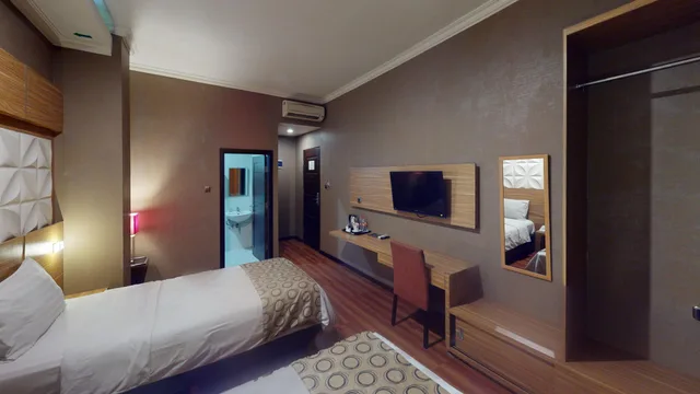 غرفة قياسية بسريرين منفصلين، Fontana Hotel Jakarta 1/1