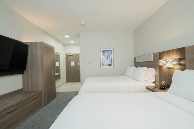 Holiday Inn Express & Suites Tyler South - University Area by IHG، تايلر 13/50