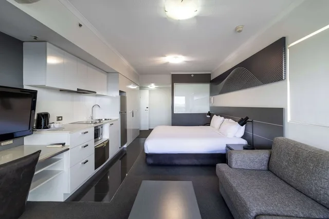 City, Studio, King Bed، Oaks Townsville Metropole Hotel 9/10