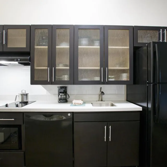 جناح استوديو بسرير كوين بحوض استحمام لذوي الإعاقة، CANDLEWOOD SUITES LONGMONT 6/6