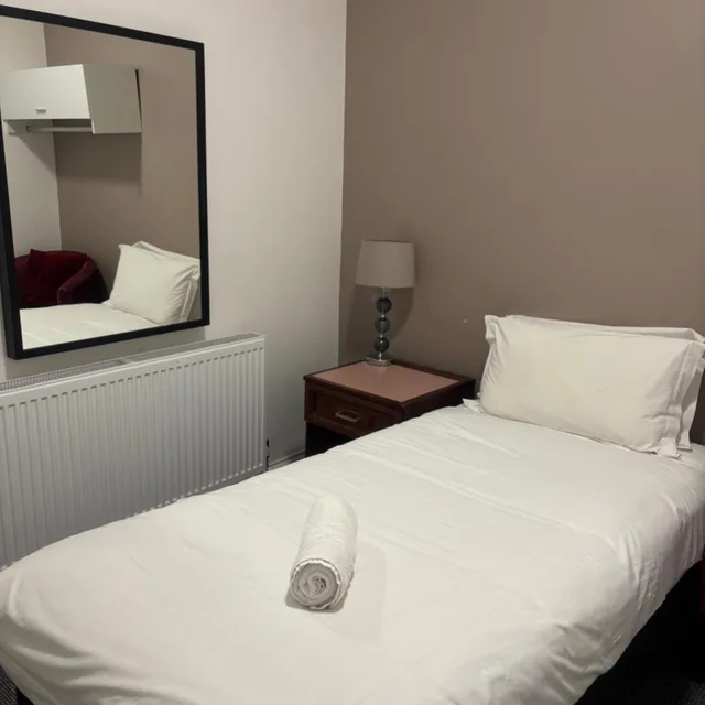 Room, Single, The Midland Hotel & Bar 2/6
