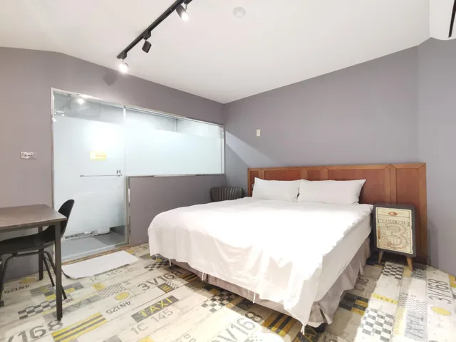 Basic, Double Bed, No Window, Wow Happy Hotel 1/2