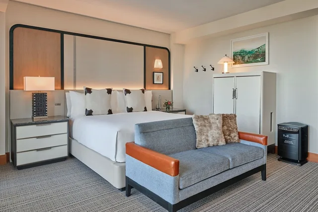 غرفة كبيرة ركنية بسرير كينج بإطلالة على الجبل، The Ritz Carlton Lake Tahoe 3/5