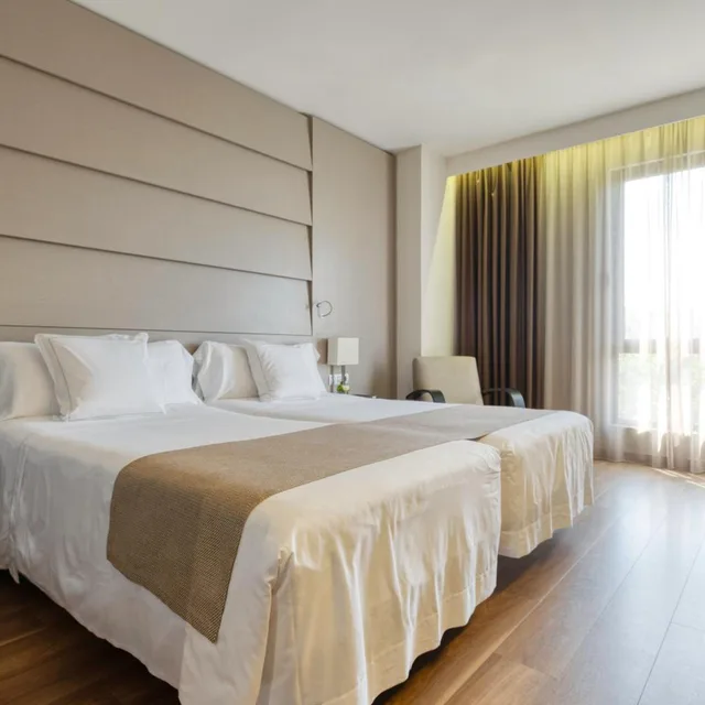 Room, Quadruple, Single Bed, Hotel America Barcelona 1/5