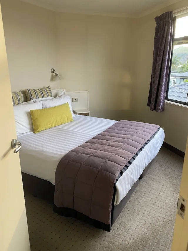 شقة بسريرين كوين، Ballina Motel 2/2