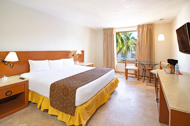 Standar king، Plaza Pelicanos Club Beach Resort 1/10