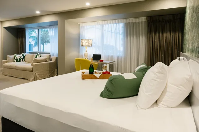 جناح فاخر تنفيذي، Pacific Hotel Cairns 3/7