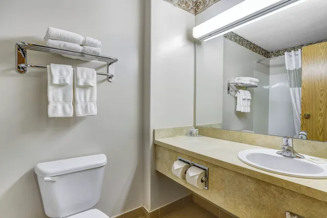 غرفة قياسية، Days Inn Red Deer 1/1