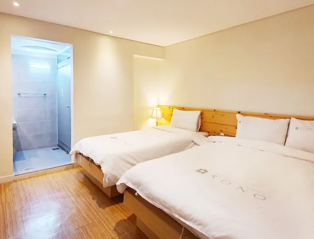 Residence, Suite, 1 Double and 1 Single Bed، Casual House Sono 1/2