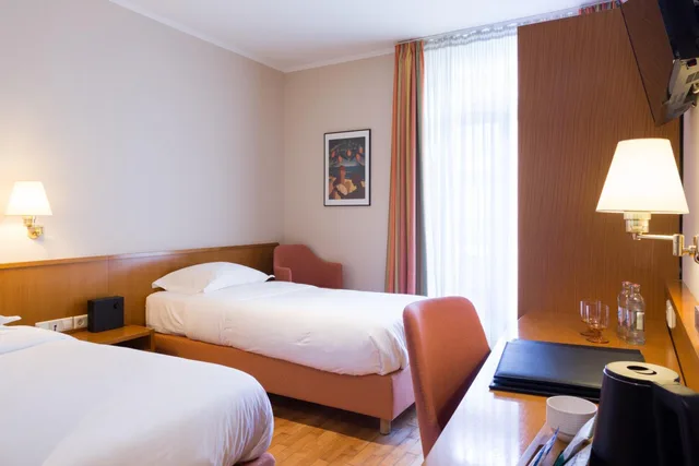 غرفة قياسية بسريرين منفصلين، Hotel Perrin 4/7