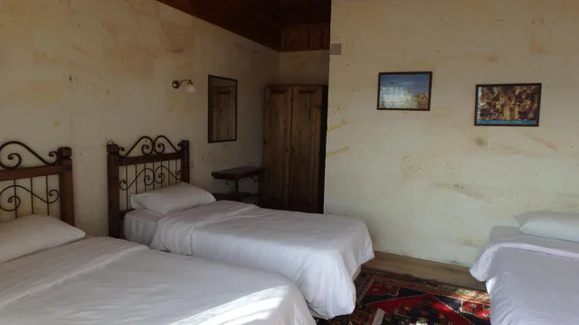 Deluxe, Double Bed, Kemal's Guest House 4/10