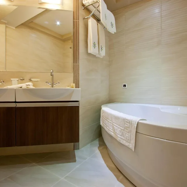 2 Bedrooms, Maisonette، Earth People 2/2