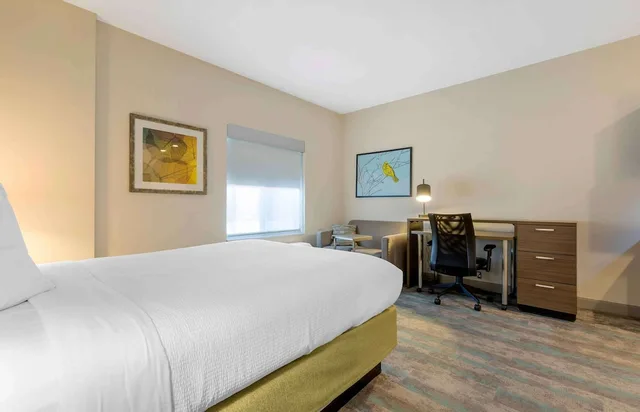 استوديو بسرير كوين، Extended Stay America Premier Suites Greenville Woodruff Road 2/5