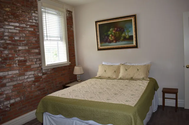 Master, Vineyard, Suite, 2 Queen Beds, Sofa، Hermann Crown Suites 4/8