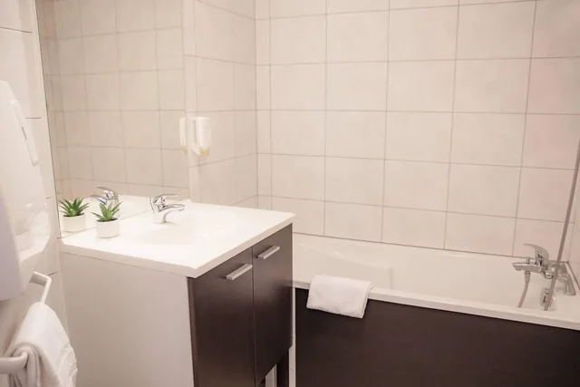 غرفة ديلوكس بسرير مزدوج مع أريكة، Comfort Aparthotel Mutzig Portes d Alsace 3/3