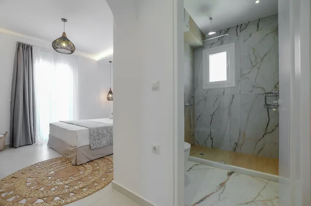 جناح سوبيريور بسريرين كوين بإطلالة على البحر بغرفتي نوم بمسبح خاص، Sea & Olives Holiday Villas 10/10