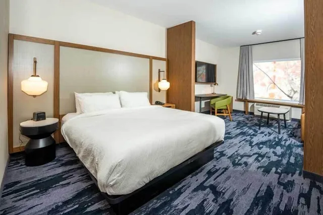 جناح بسرير كينج مع أريكة لذوي الإعاقة، Fairfield Inn and Suites Columbus Marysville 1/2