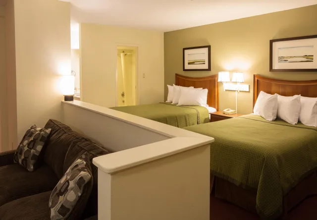 Suite, 2 Double Beds, Kitchen, Marina Motel Chalmette 1/1