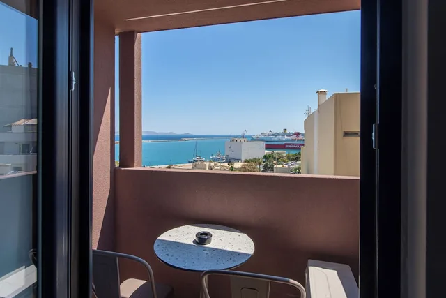 Junior Suite, Deluxe, Sea View, Infinity City Boutique Hotel 9/9