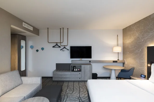غرفة بسريرين منفصلين، Hyatt Place Frankfurt Airport 4/8