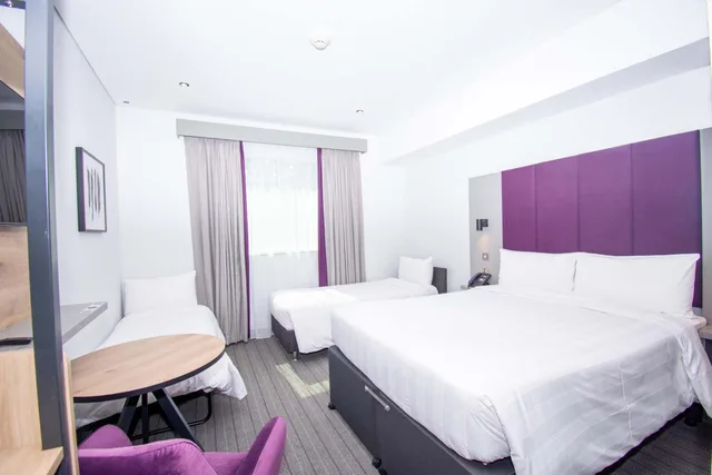 New Style, Family, King Bed, Premier Inn Abu Dhabi Capital Centre 3/10