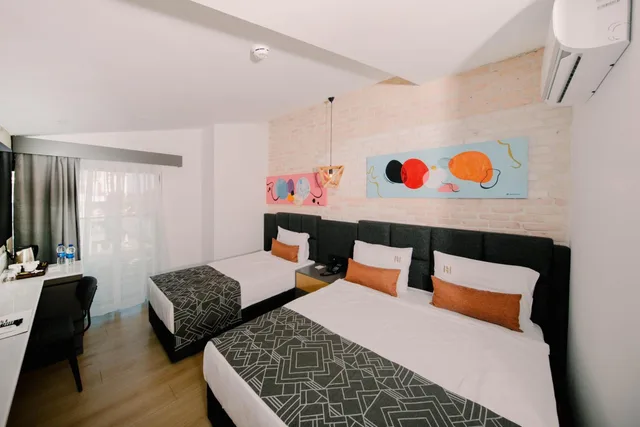Deluxe, Laren Business Hotel And Spa 4/9