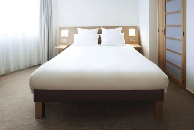غرفة بزنس سوبيريور بسرير مزدوج، NOVOTEL LAUSANNE BUSSIGNY 3/9