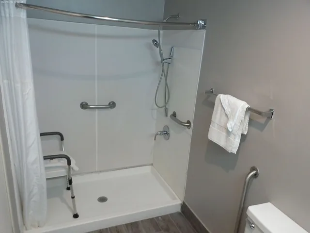 غرفة قياسية بسريرين كوين لذوي الإعاقة، Motel6 Winslow, AZ 10/10