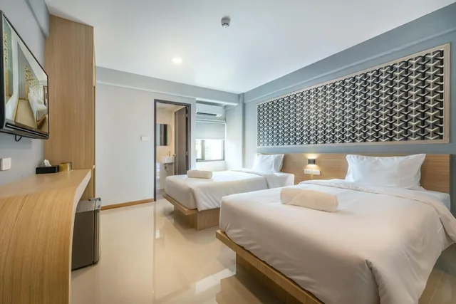 Semi Room, Superior, Semi Double Bed, Twin Beds، PLAAI Play Hotel Rayong 2/2