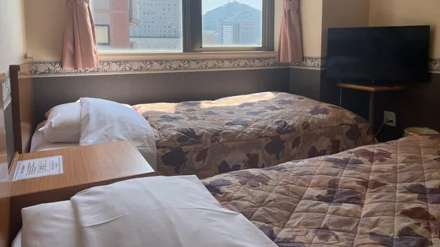 غرفة قياسية بسريرين منفصلين، Hakodate Hotel Ekimae 1/1