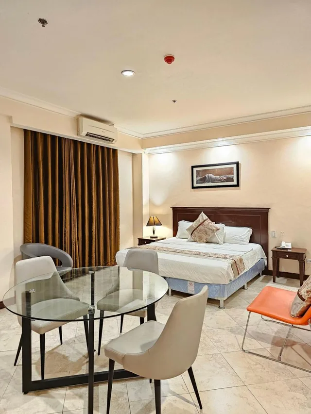 غرفة بسرير كينج، Valentino's Hotel 3/4