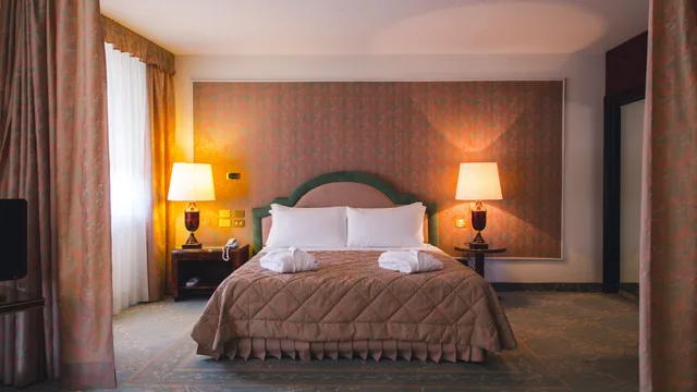 جناح تنفيذي بسرير كينج وسرير فردي، Grand Hotel Excelsior 10/10
