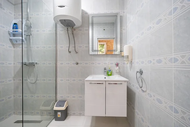 استوديو فاخر بسرير كوين بإطلالة على البحر، Apartments Vukovic 4/4