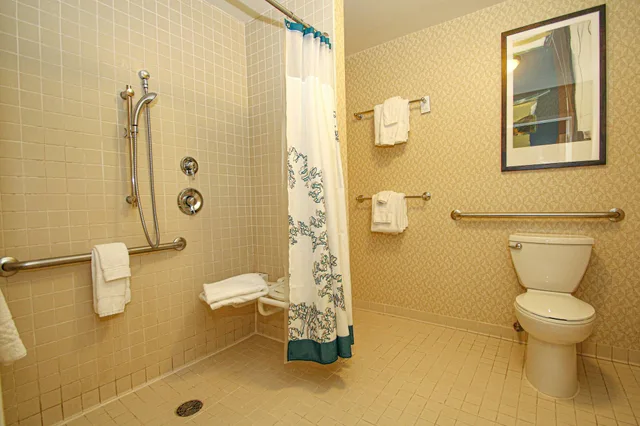 جناح بسرير كينج مع أريكة، Residence Inn Newport News Airport 5/5