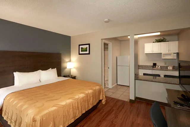 غرفة بسرير كينج، Quality Inn Augusta West Near Fort Gordon 1/5