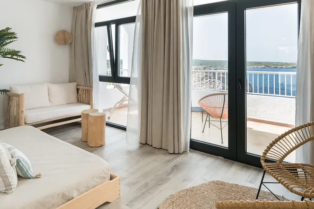 جناح بإطلالة على البحر مفردة بسرير كينج مع أريكة، Beach Club Aparthotel 4/9
