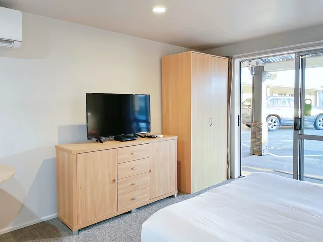 استوديو بسرير كوين بجاكوزي، Anchorage Motel 3/3