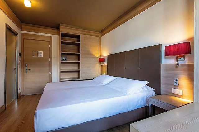 غرفة كلاسيكية بسرير مزدوج، Hotel Antelao Dolomiti Mountain Resort 2/10