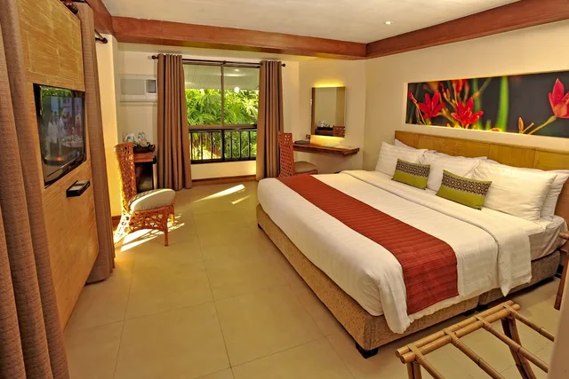 Deluxe, 1 Double and 1 Single Bed, North Wing، Costabella Tropical Beach Hotel 1/10