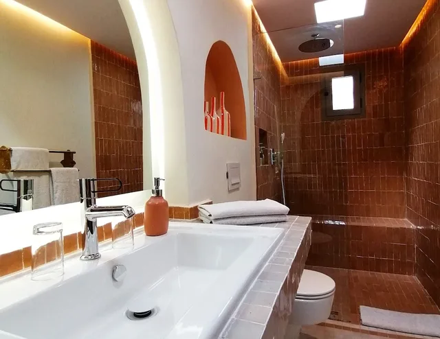 Kenz, Deluxe, King Bed, Terrace، Riad Zamane Fes 7/9