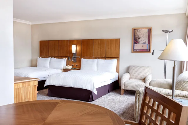 غرفة غراند بسريرين منفصلين، Swissotel Quito 1/1