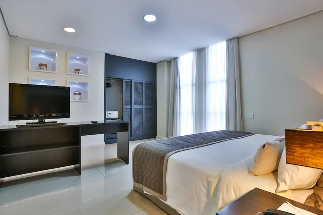 Master, Suite, King Bed، Wyndham Golden Foz 4/8