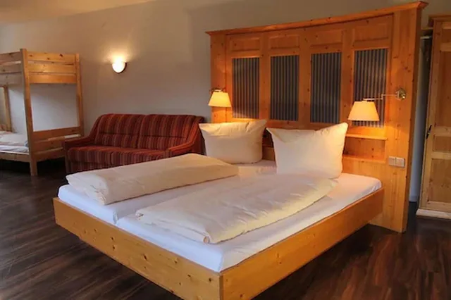 غرفة رباعية بسرير بطابقين وسرير كوين، Action Forest Aktiv Hotel 1/5