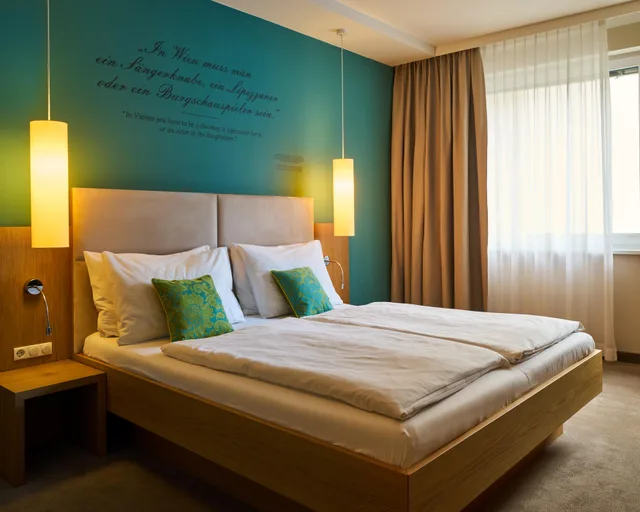 غرفة سوبيريور بسرير مزدوج بإطلالة على الفناء، Henriette Stadthotel 2/4