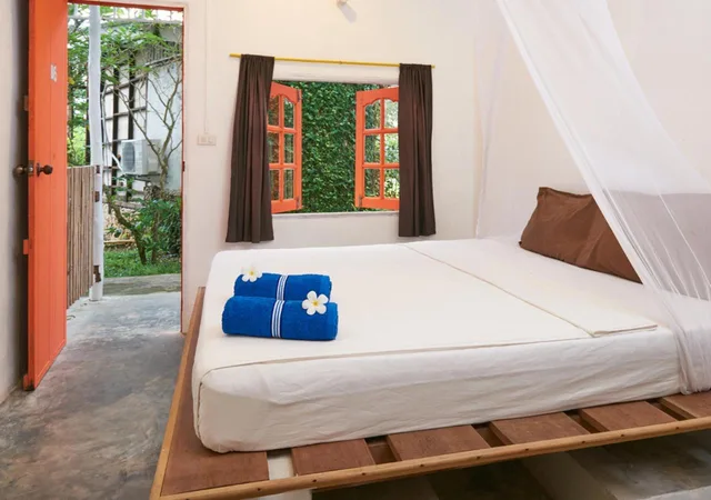غرفة قياسية بسرير كينج بحمام خاص، Elephant Bay Resort 1/1