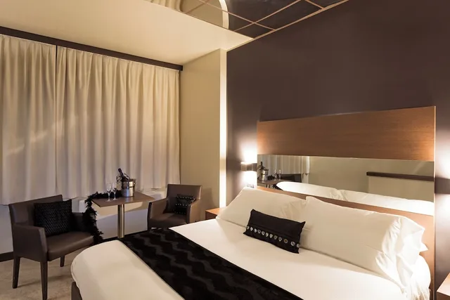 Plus, Comfort, King Bed، Hotel King 6/7