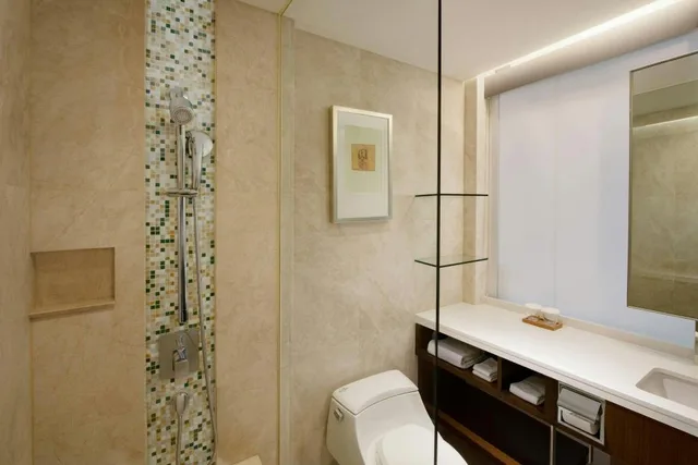 غرفة بسريرين منفصلين مع دخول الصالة في طابق مرتفع، Courtyard By Marriott Seoul Times Square 5/8