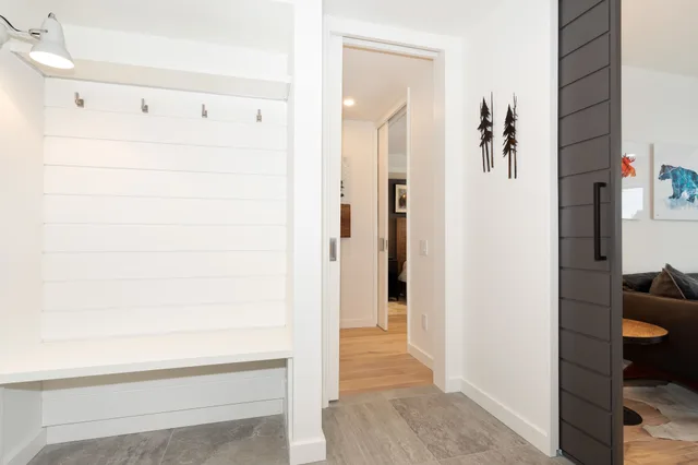 1 Bedroom, Signature, 1 Queen and 1 Murphy Bed, Queen Murphy Bed, Le Chamois 3/4